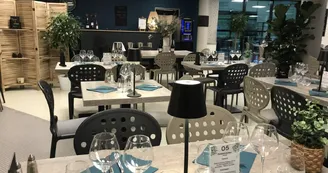 Table Salle - Restaurant Le Jules Table Salle - Restaurant Le Jules
