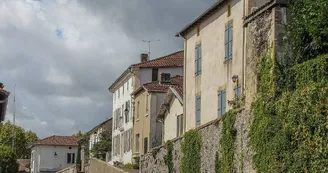 2020 - Montfort-en-Chalosse Rempart ©vio.photographe 2020 - Montfort-en-Chalosse Rempart ©vio.photographe