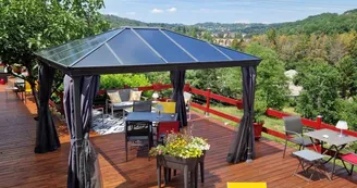 Terrasse, vue sur Sarlat