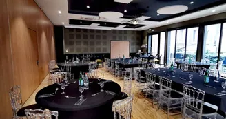 SALLE A+B SALLE A+B