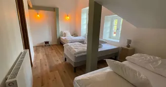 1000087204