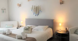 Une chambre à l'Hôtel au Marais Une chambre à l'Hôtel au Marais
