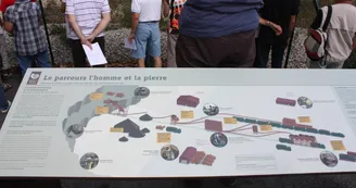 Le belvédère des Roches, Carrières CMGO, La Peyratte (79) Le belvédère des Roches, Carrières CMGO, La Peyratte (79)