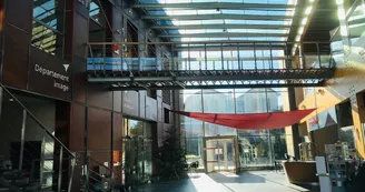 Mediathèque-Biarritz-Hall2