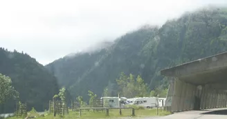 Aire-Camping-car-Artouste1 Aire-Camping-car-Artouste1