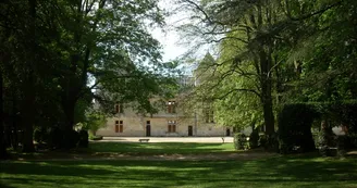 Parc-du-chateau-Isabelle-Joachim-mairie-Coulonges-sur-l-Autize