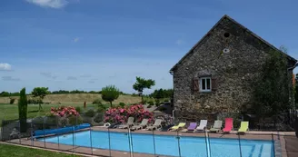 Gîte d'étape et de groupe Gîtes de France DOMAINE DE LALEU - Réf : 19G3904_3