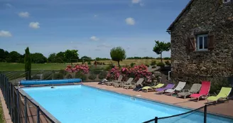 Gîte d'étape et de groupe Gîtes de France DOMAINE DE LALEU -