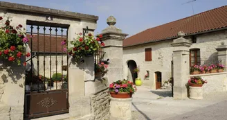 Le Vieux Pressoir.jpg Le Vieux Pressoir.jpg
