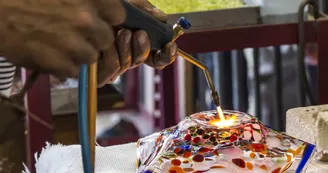 Atelier du verre de Bayel.jpg