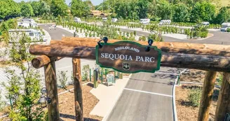 2026 Aire camping-car Sequoia Parc Dolancourt - ©Nigloland (3) (1).jpg