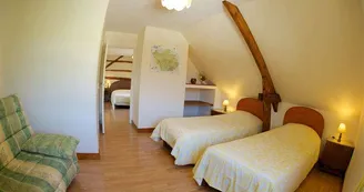 chambre familiale Bouton d'Or, vue d'ensemble.jpg chambre familiale Bouton d'Or, vue d'ensemble.jpg