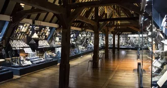 Salle André Delibes - Creditphoto Maison de l'Outil et de la Pensée Ouvrière.JPG Salle André Delibes - Creditphoto Maison de l'Outil et de la Pensée Ouvrière.JPG