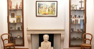 Musée Loukine.jpg Musée Loukine.jpg