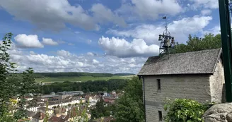 La Tour de l'Horloge.jpg La Tour de l'Horloge.jpg