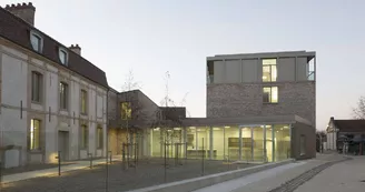 Ext musée Camille Claudel.jpg