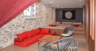 Maison Mirava-Détail Espace commun Lounge_Coin Relaxation (2) Maison Mirava-Détail Espace commun Lounge_Coin Relaxation (2)