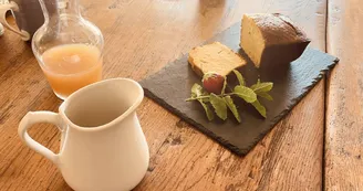 Le Repaire de la Reveuse - Petit déjeuner -Saint Frajou - Comminges-Pyréénes Le Repaire de la Reveuse - Petit déjeuner -Saint Frajou - Comminges-Pyréénes