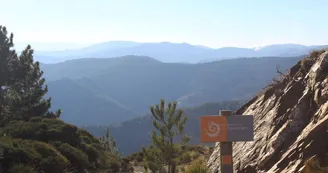 À deux pas du parc national des Cévennes, dont nous sommes partenaires À deux pas du parc national des Cévennes, dont nous sommes partenaires