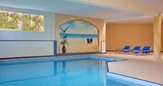 Indoor swimmingpool Indoor swimmingpool