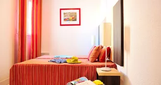 PORT BARCARES GOELIA CHAMBRE