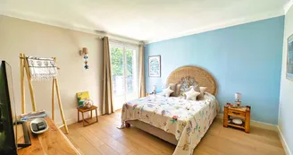 Chambre Saint - Tropez