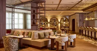 Aïga Bar - Grand Hôtel Roi René Aïga Bar - Grand Hôtel Roi René