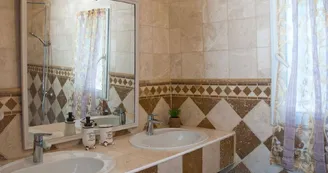 Vintage Provence - La Chambre Lumière Vintage Provence - La Chambre Lumière