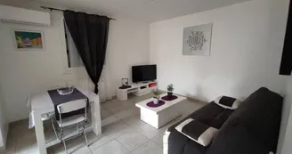 Le Cosy