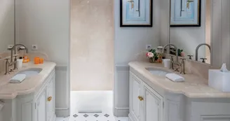 Salle de Bain Villa Saint-Ange
