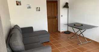 Sous le mûrier