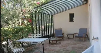 Location saisonnière Dépendance de la bastide 18e