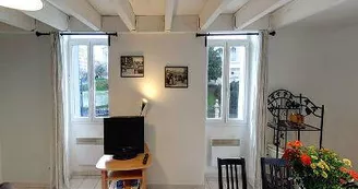 Location saisonnière Gîte du Palais Marseille.jpg