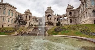 Location saisonnière Gîte du Palais Marseille.jpg