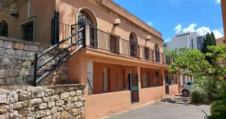 Facade Facade