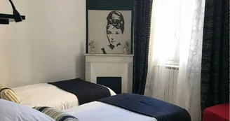 Sugiton Marseille.j.jpg