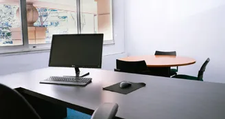Bureau Bureau
