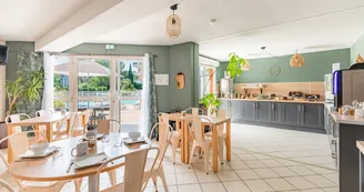 Salle petit-déjeuner Salle petit-déjeuner