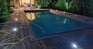 Villa avec piscine privée Villa avec piscine privée