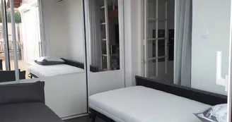 Joli Mas vue étang les Heures Claires