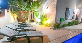 T3 avec piscine et jardin privé - Plage à 800 m T3 avec piscine et jardin privé - Plage à 800 m