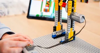 ATELIER LEGO