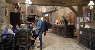 Dégustation des vins du Château de Savigny-lès-Beaune Dégustation des vins du Château de Savigny-lès-Beaune
