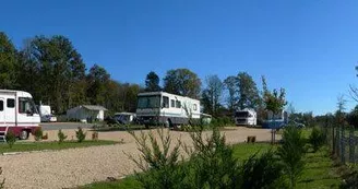 Aire d'accueil camping-car_1 Aire d'accueil camping-car_1