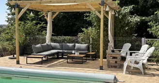 PISCINE GITE
