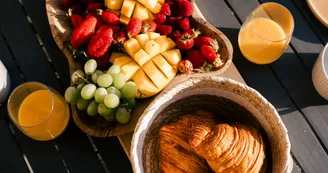 PETIT DÉJEUNER PETIT DÉJEUNER