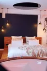 love-room-le-double-l-mme-bia-cholet-c-a-martineau_1