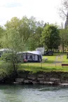 Le camping au bord de la rivière Aire
